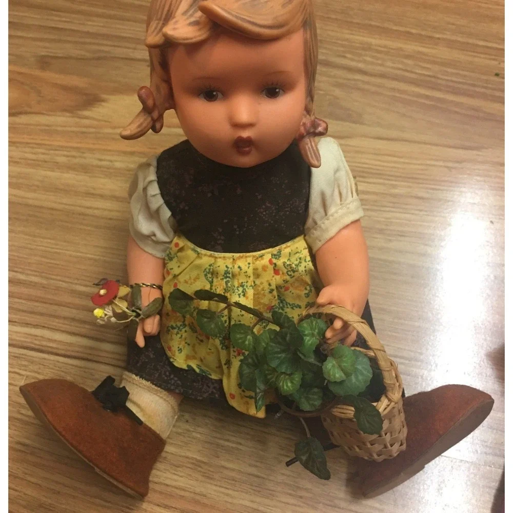 Vintage Goebel Hummel Gretel Vinyl Girl Doll 11